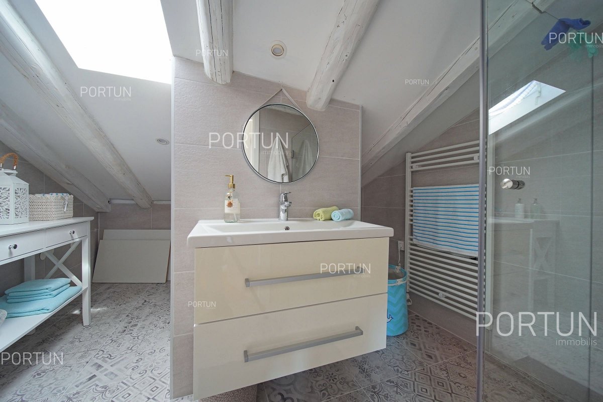 Квартира на продажу в  - 10767 - 06