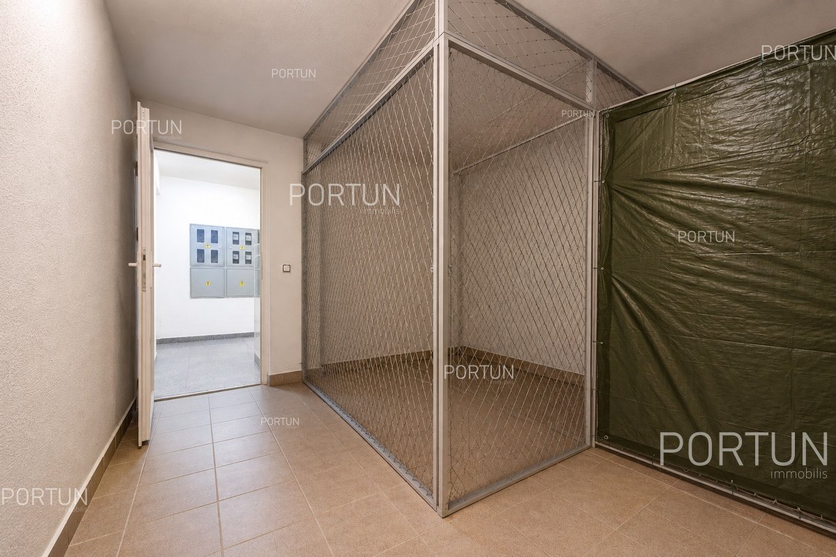 Квартира на продажу в  - 10768 - 01