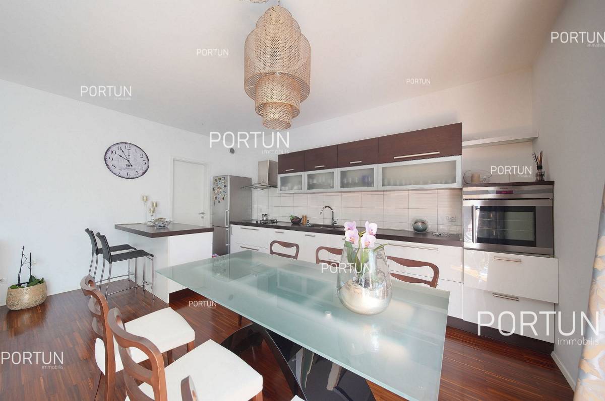Квартира на продаж у  - 10451 - 05