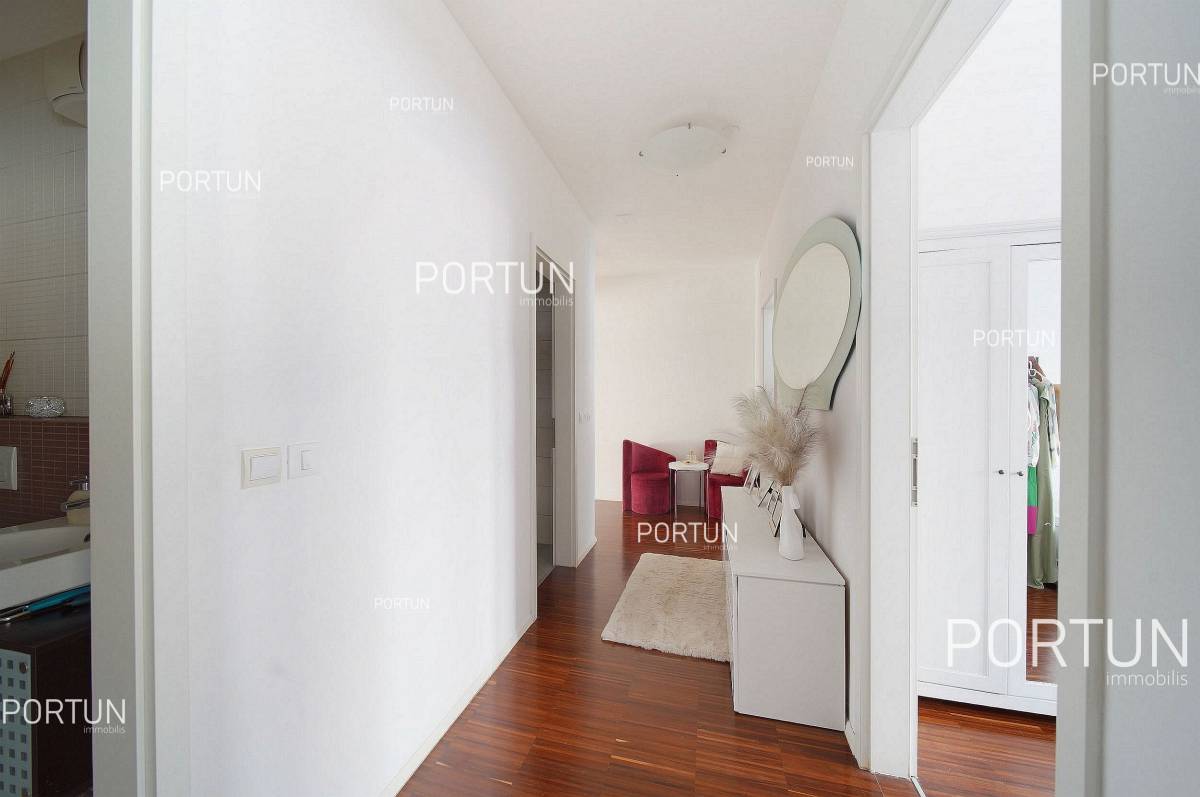 Квартира на продаж у  - 10451 - 09