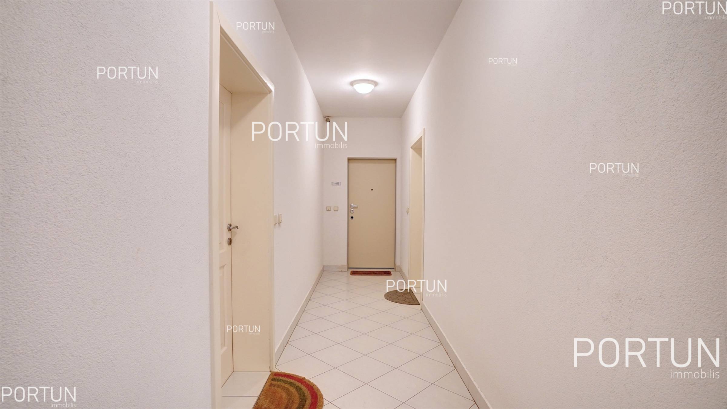Appartamento in vendita a  - 10523 - 22