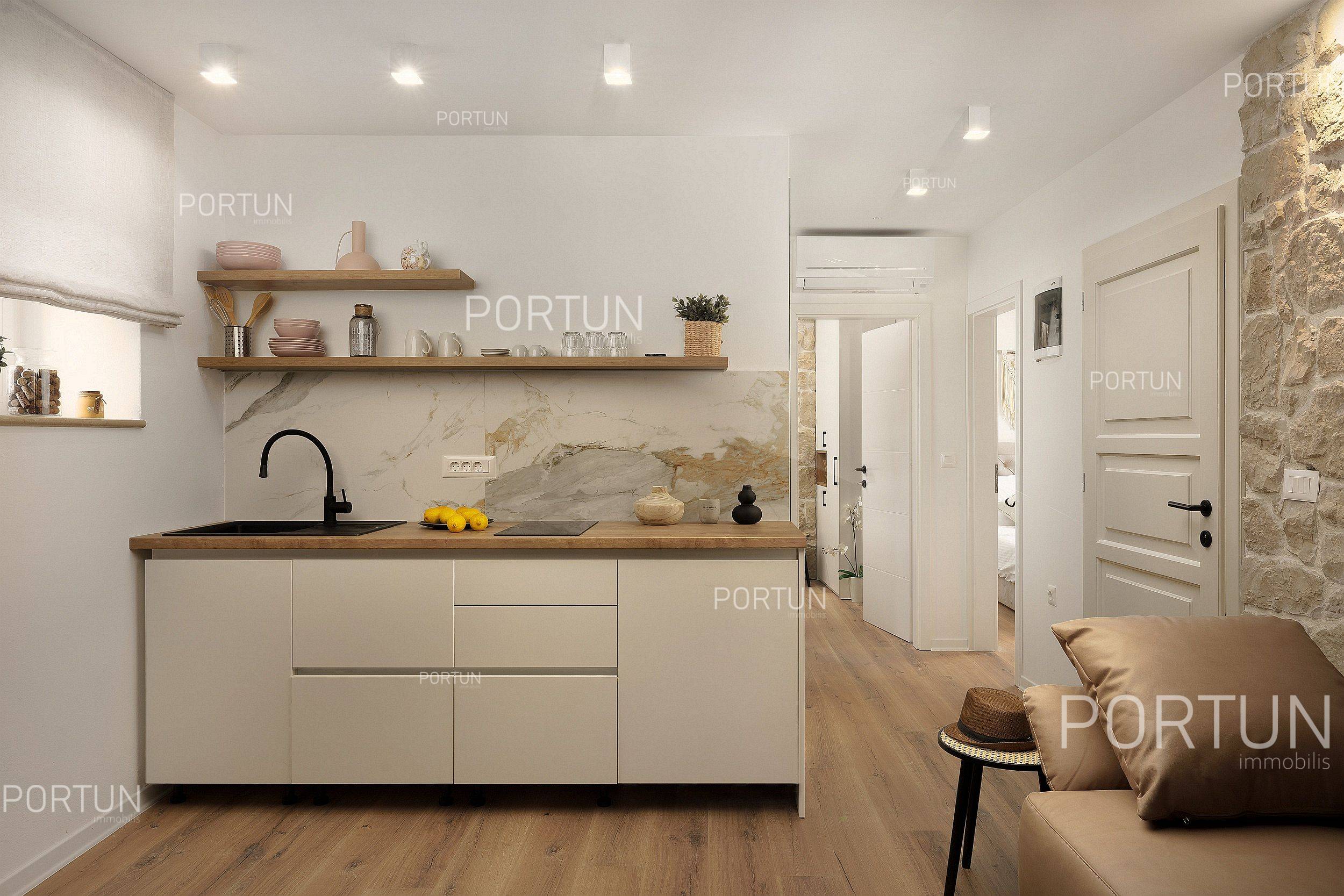 Wohnung zum Verkauf in Rovinj - 10608 - 08
