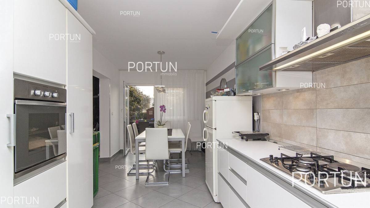 Stan na prodaju Rovinj - 10627 - 04