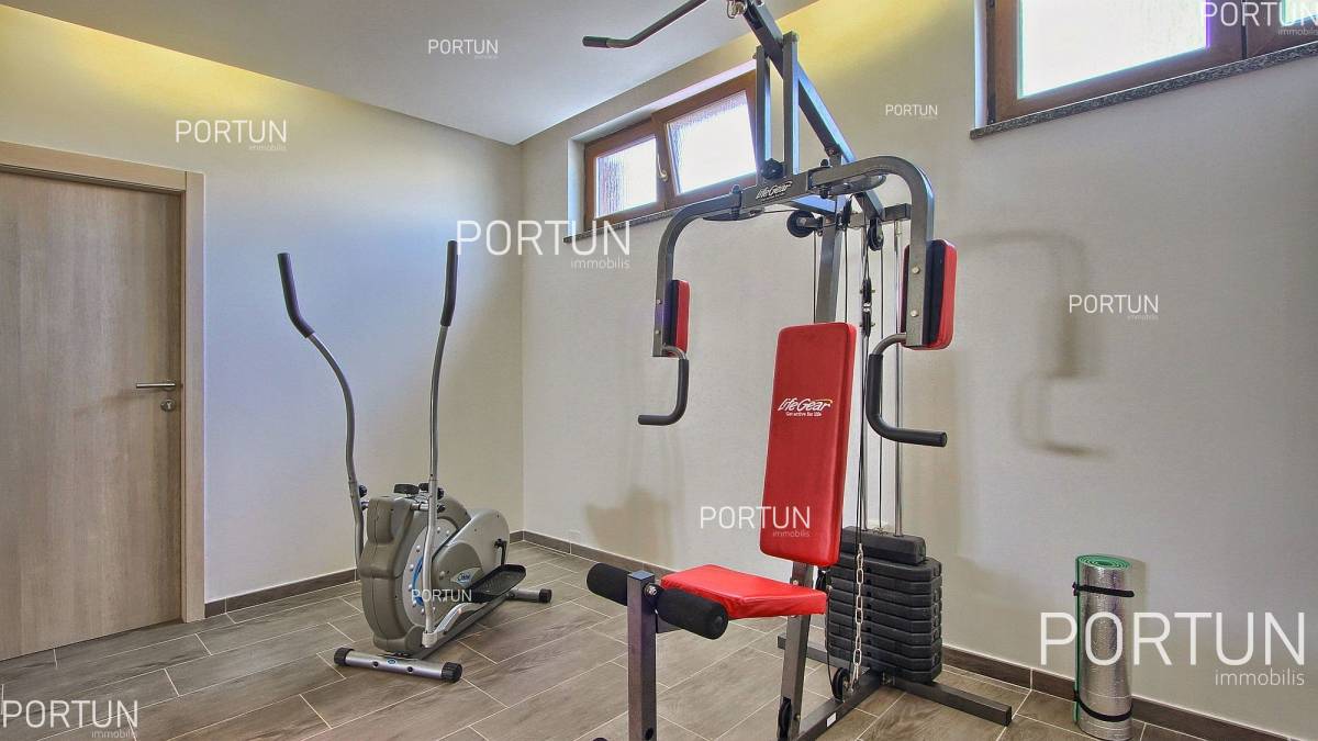 Дом на продажу в  - 20583 - 22