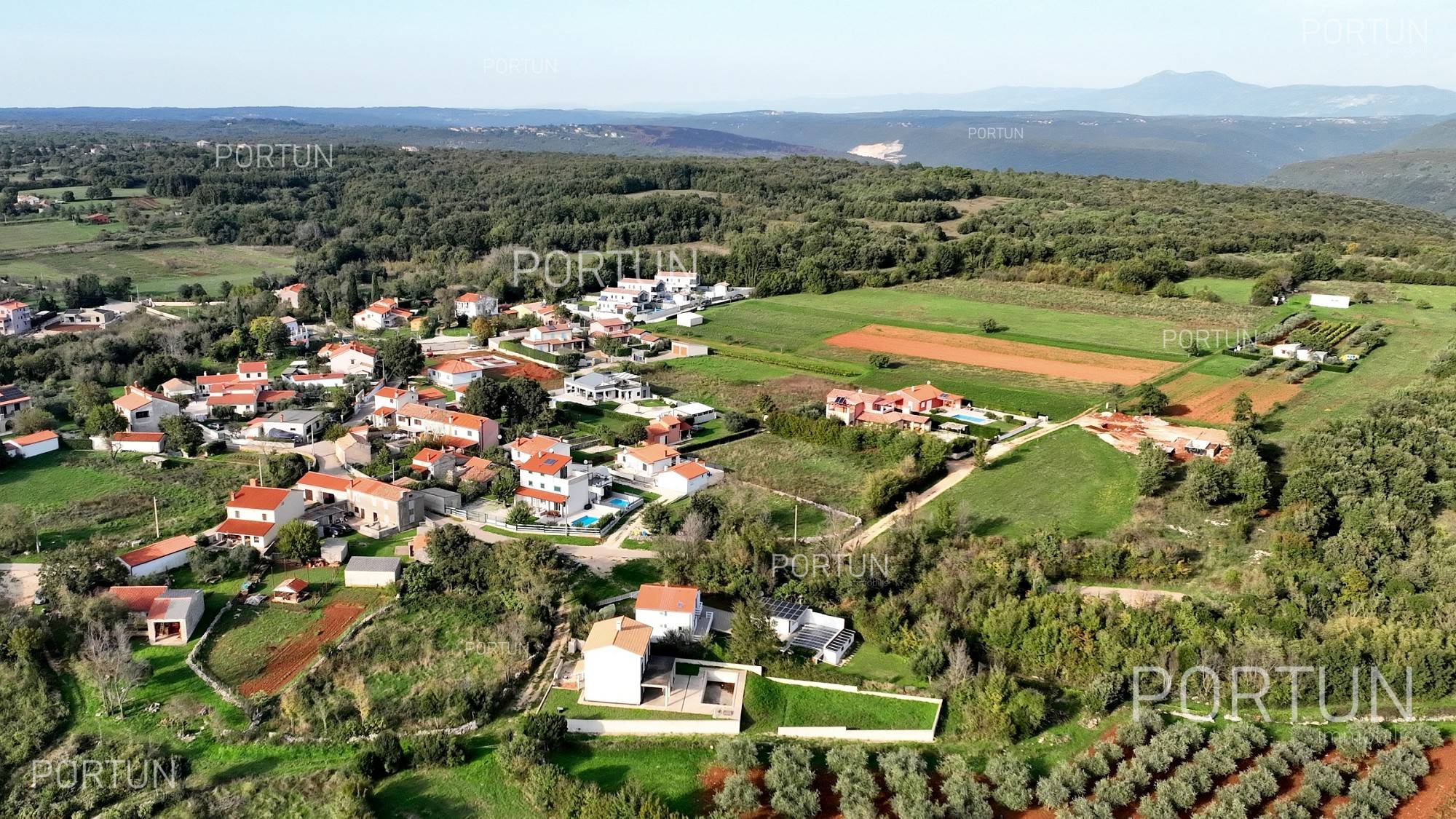 Hiša naprodaj v Barban - 20613 - 05