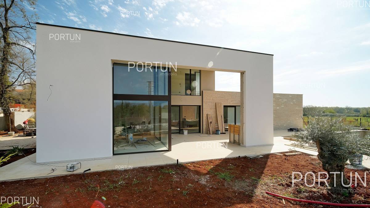 House for Sale in Novigrad - 20648 - 02