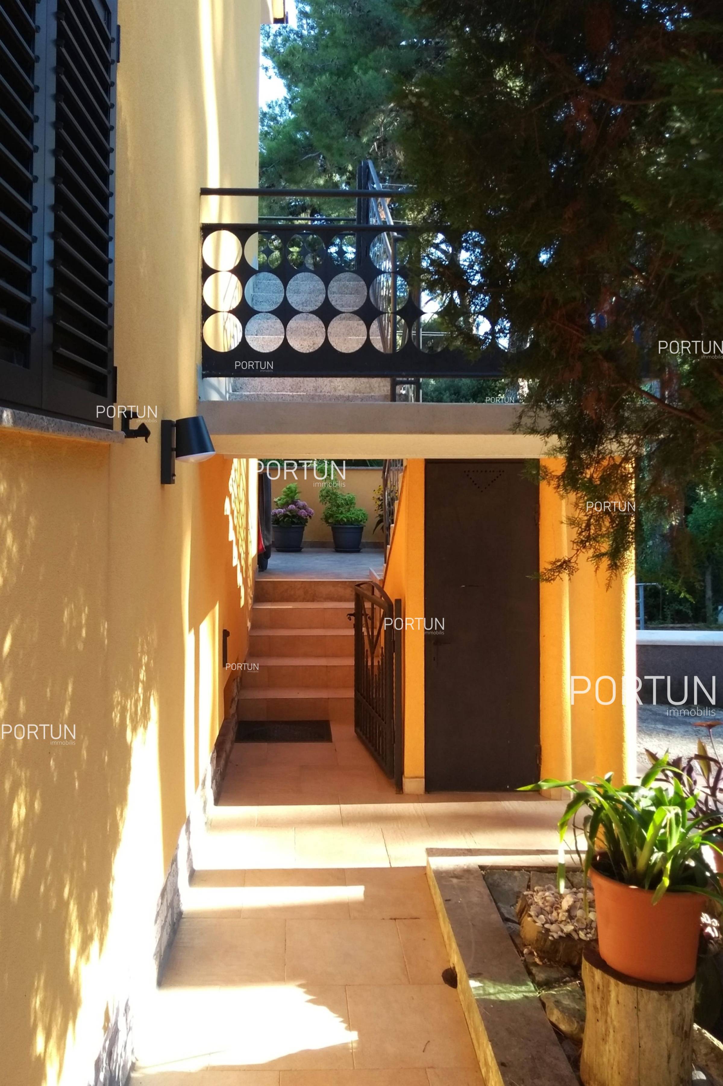 Haus zum Verkauf in Rovinj - 20665 - 05