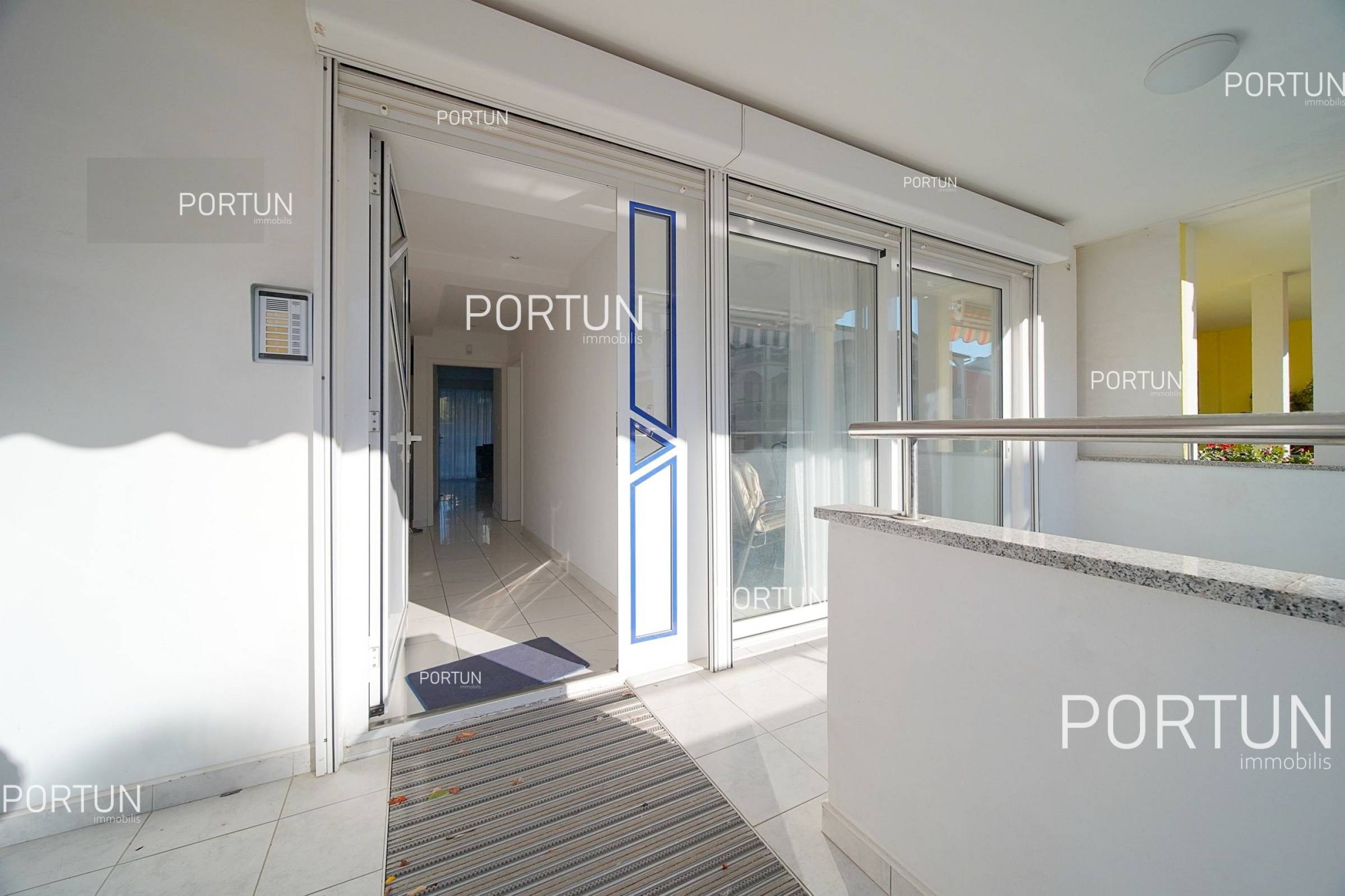 Casa in vendita a Rovigno - 20679 - 01