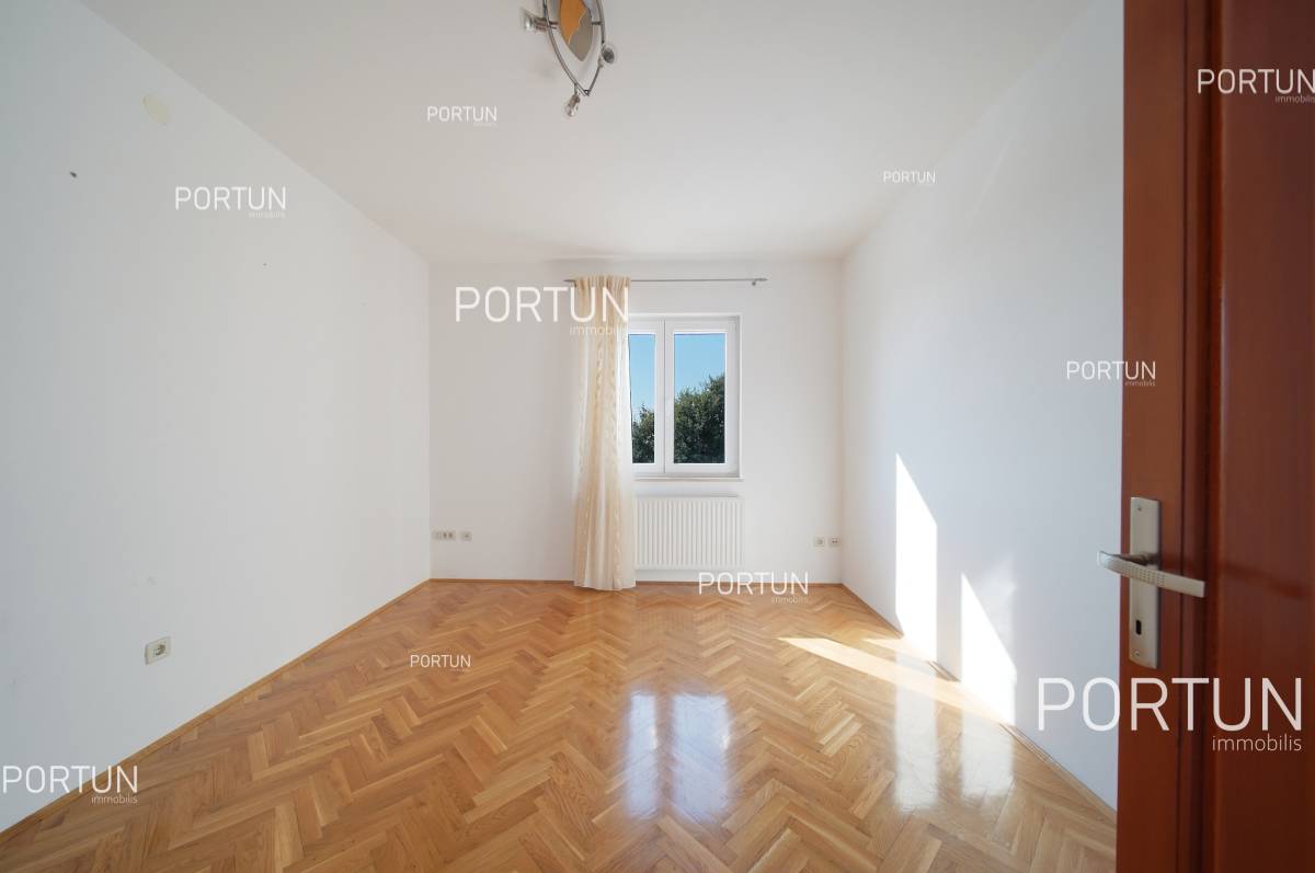 Haus zum Verkauf in Rovinj - 20708 - 17