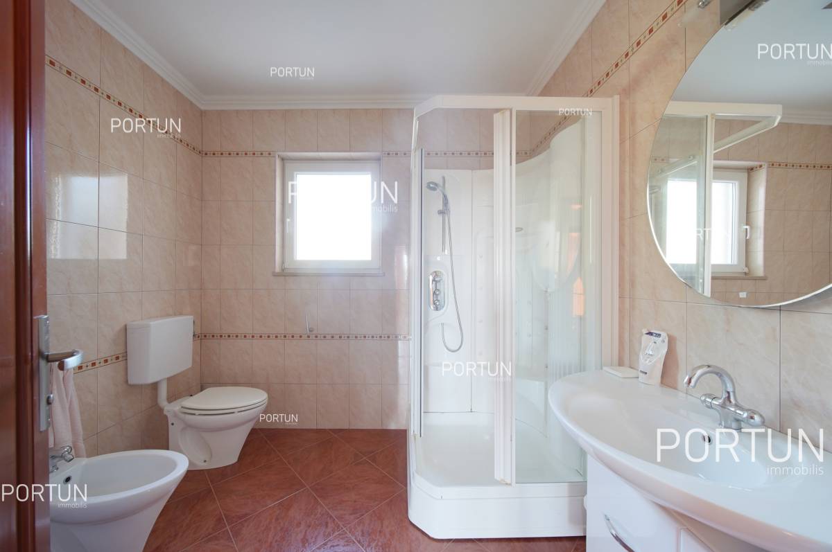 Haus zum Verkauf in Rovinj - 20708 - 18