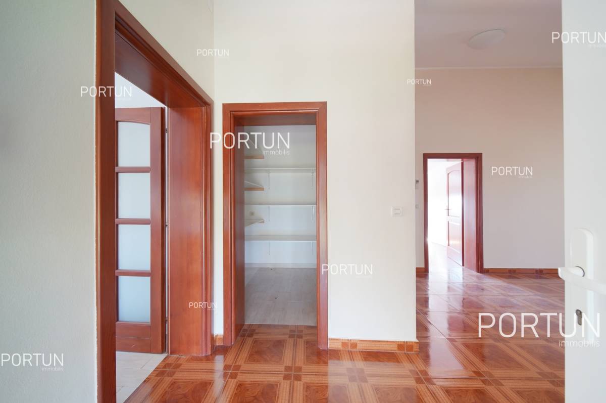 Haus zum Verkauf in Rovinj - 20708 - 23