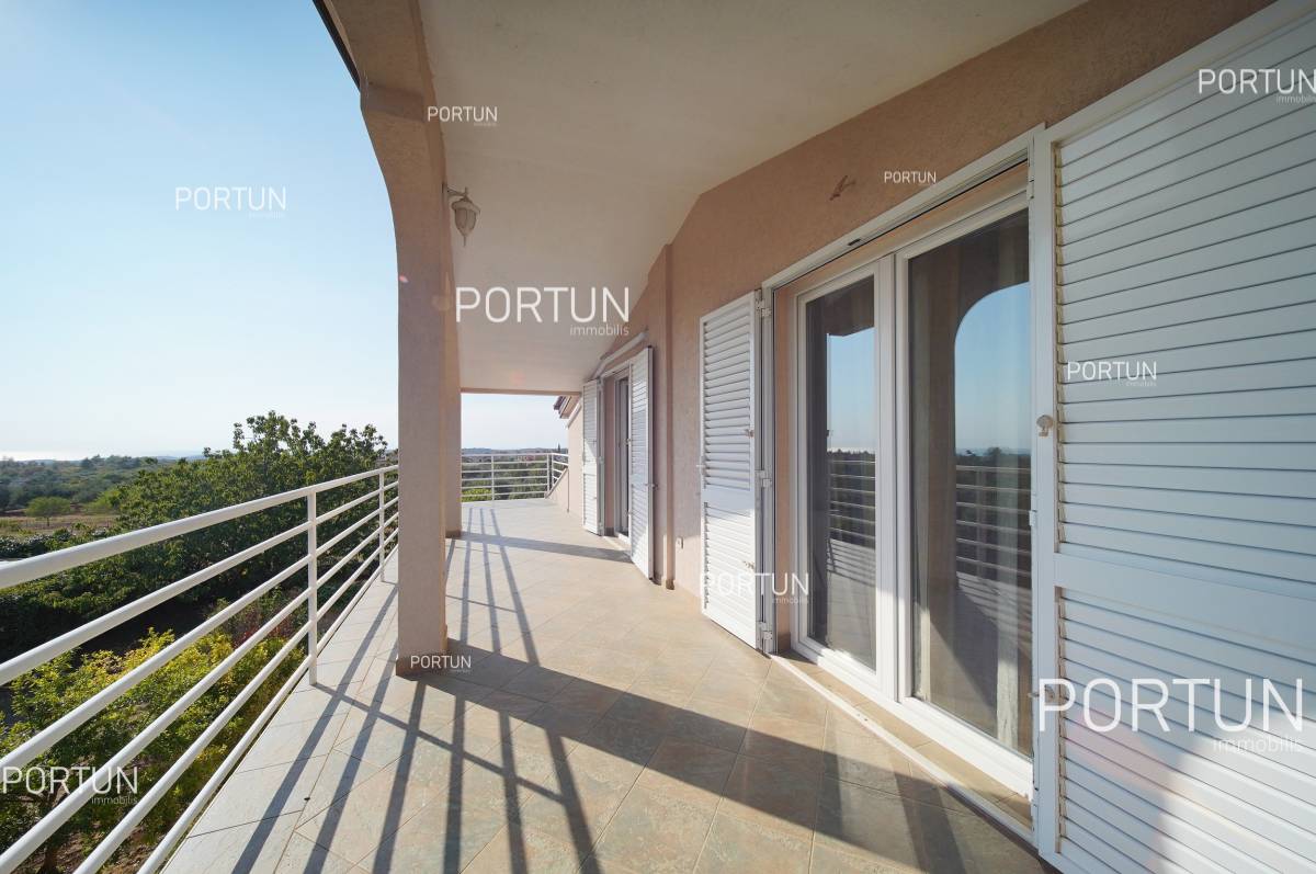 Haus zum Verkauf in Rovinj - 20708 - 27