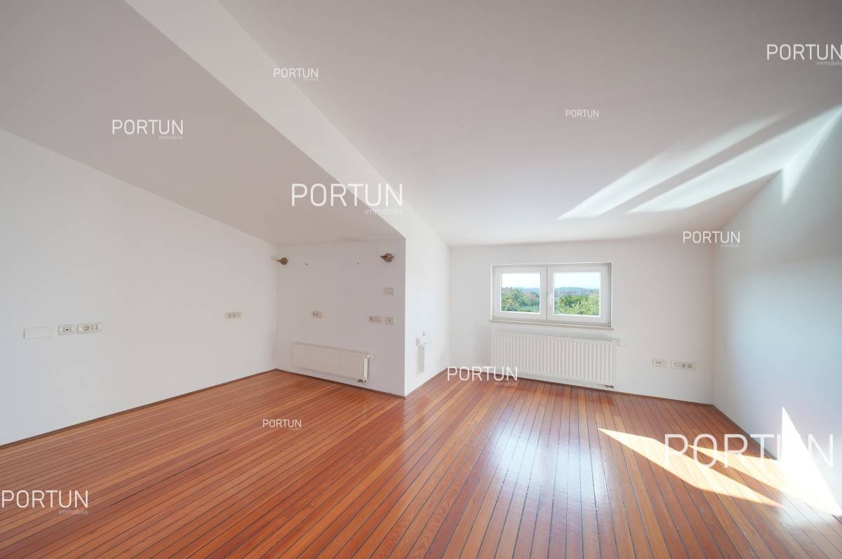 Haus zum Verkauf in Rovinj - 20708 - 30