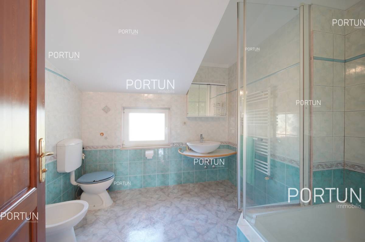 Haus zum Verkauf in Rovinj - 20708 - 31