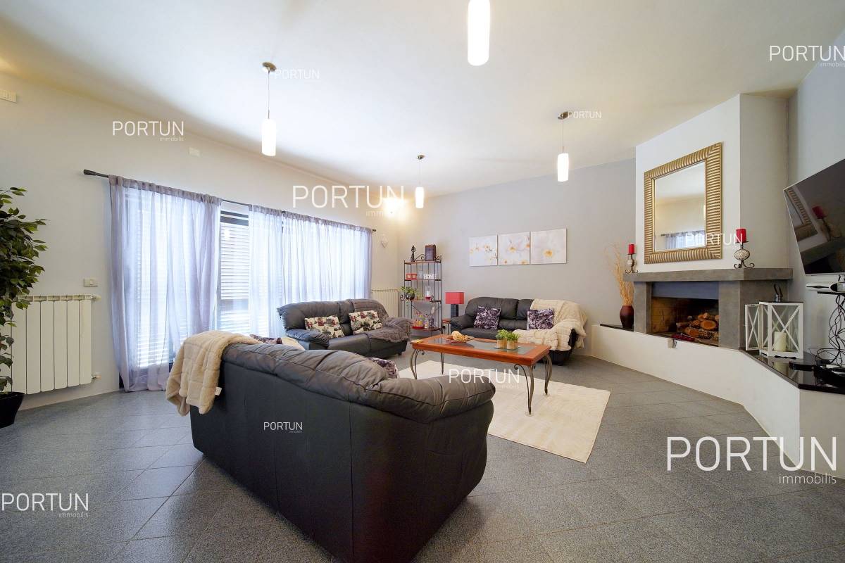 House for Sale in Rovinj - 20723 - 10