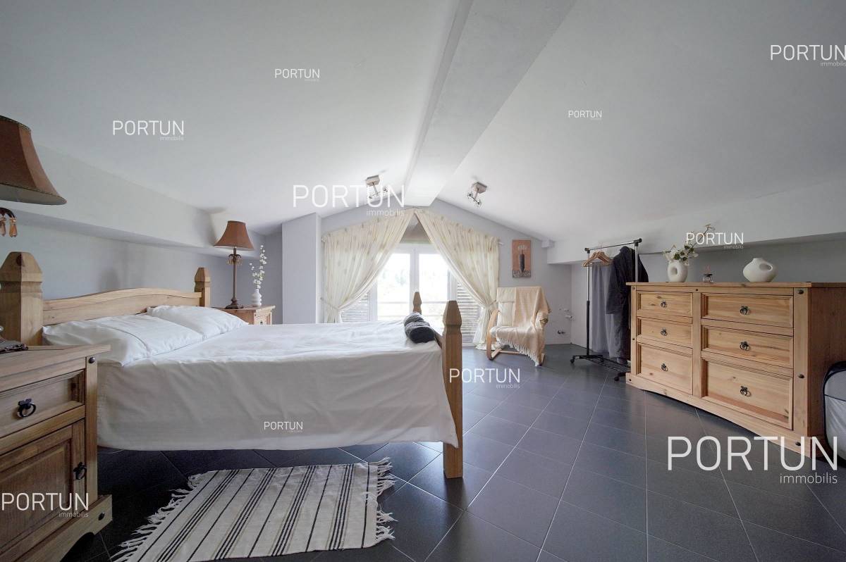 House for Sale in Rovinj - 20723 - 22
