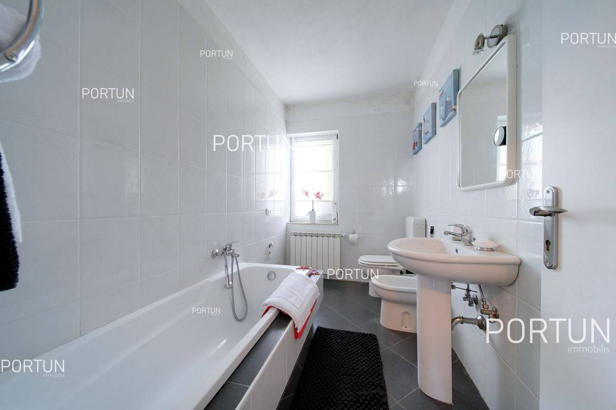 House for Sale in Rovinj - 20723 - 28