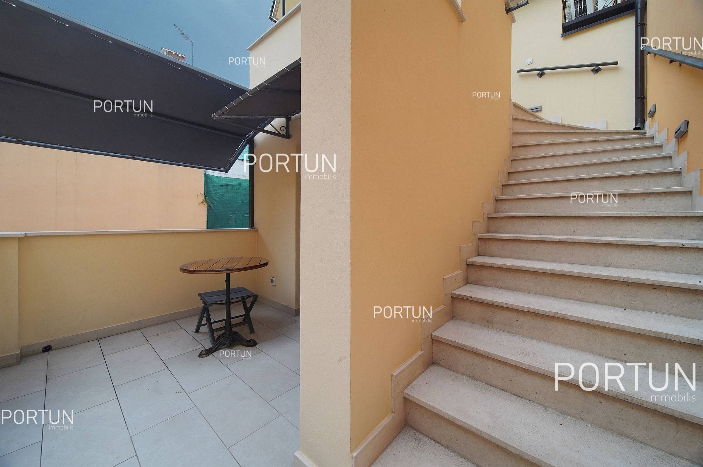 Casa in vendita a Rovigno - 20732 - 10