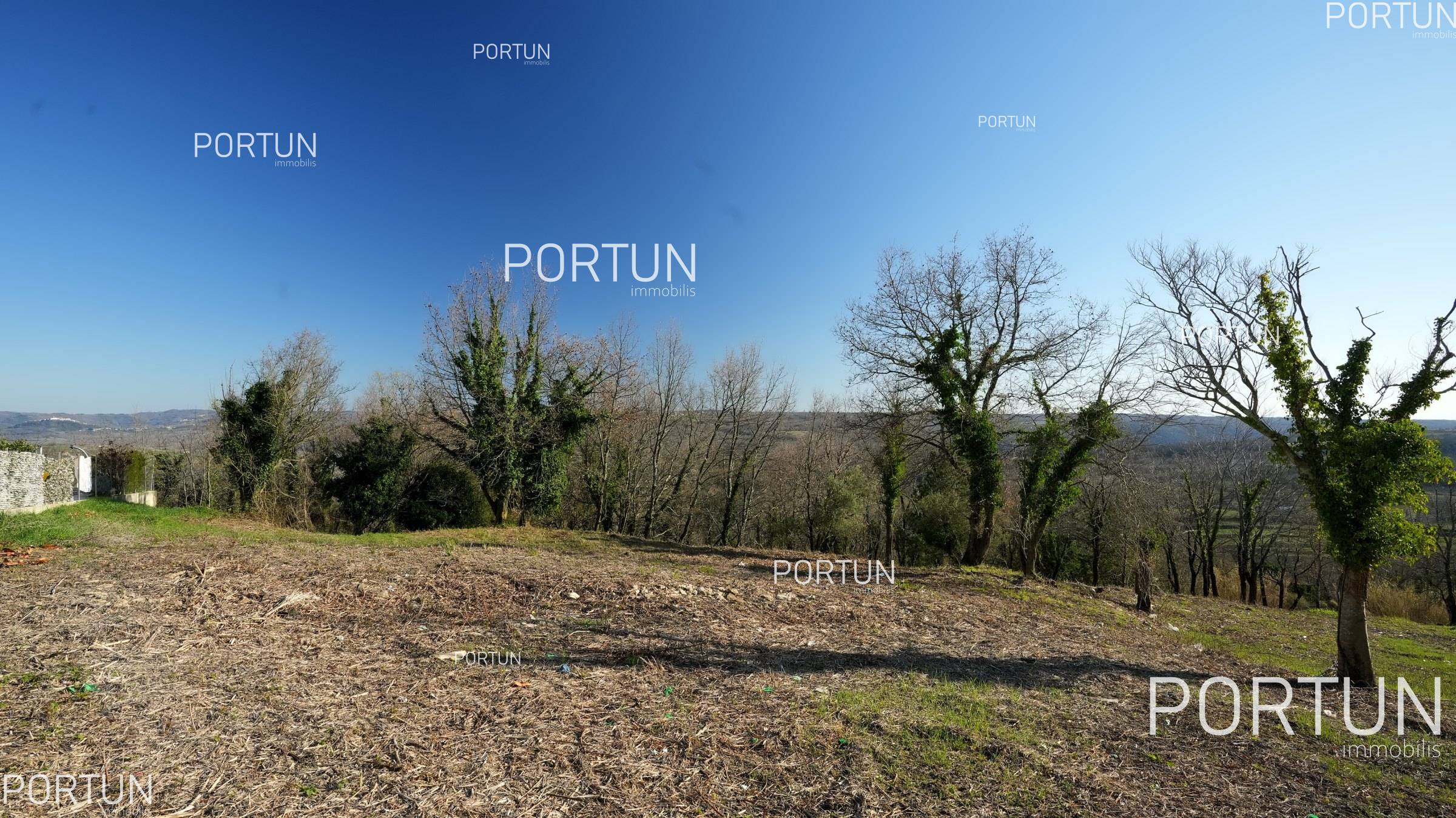 Grundstück zum Verkauf in Grožnjan - 40441 - 01