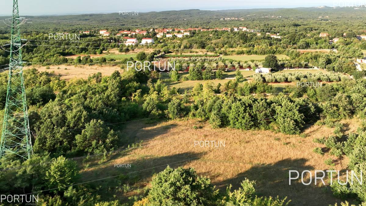 Земельна ділянка на продаж у  - 40463 - 04