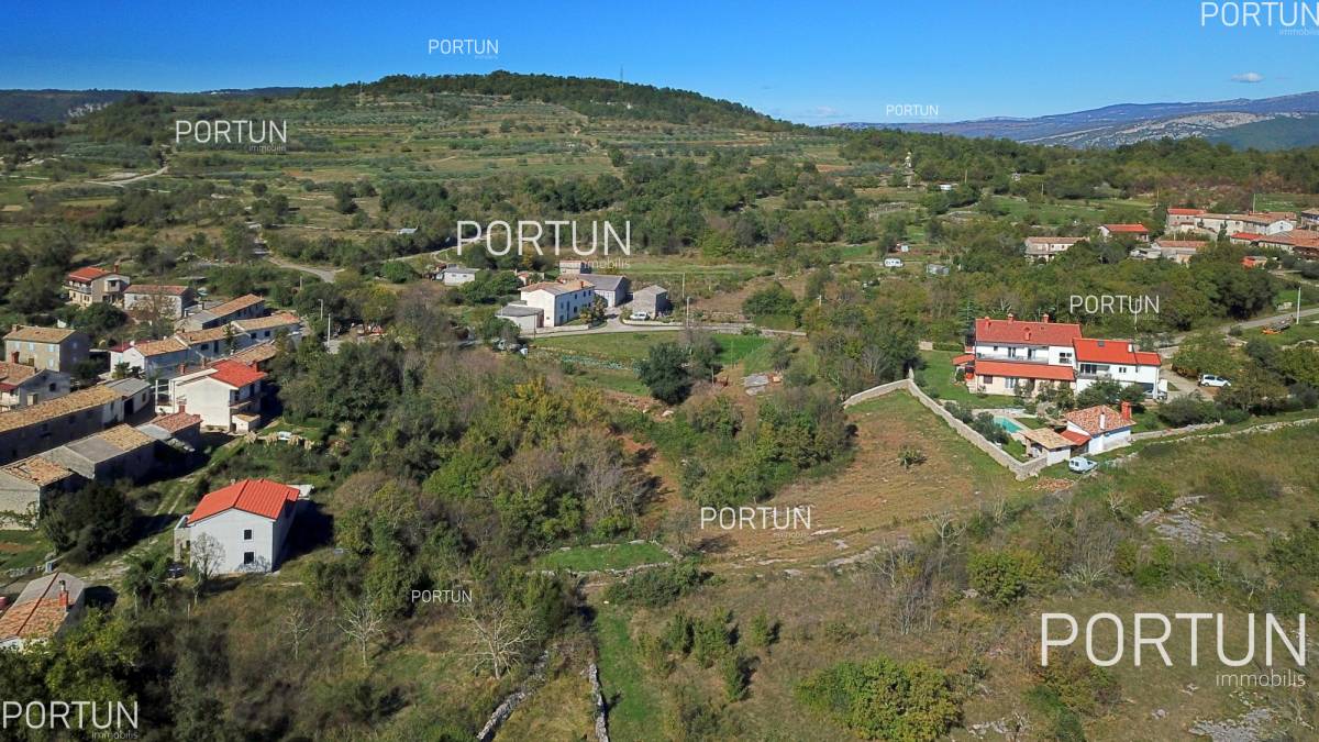 Plot of land for Sale in Buzet - 40465 - 03