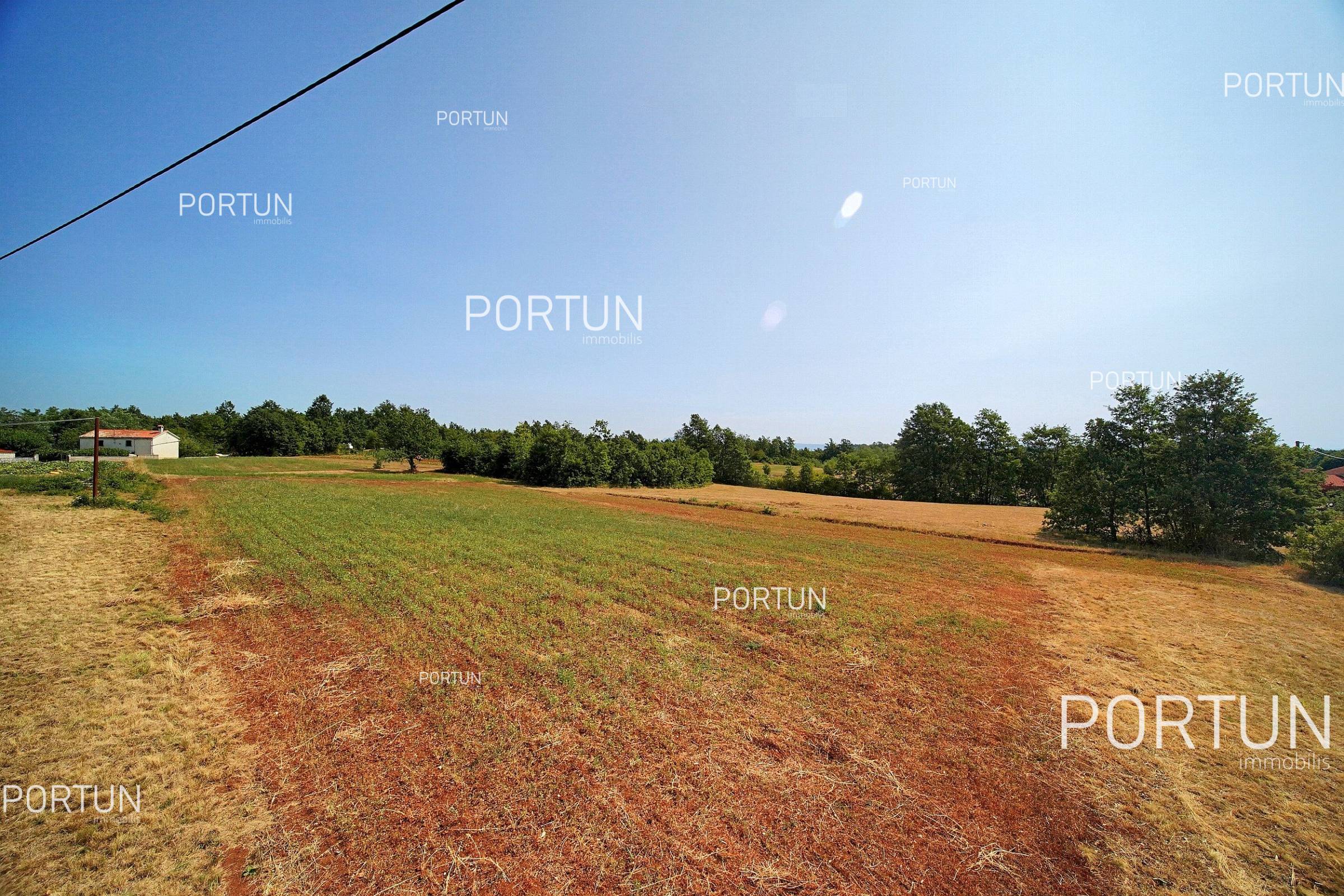 Building land in the area of Žminj 4