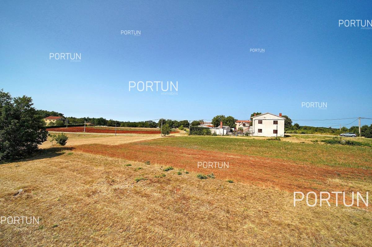 Plot of land for Sale in Žminj - 40478 - 06