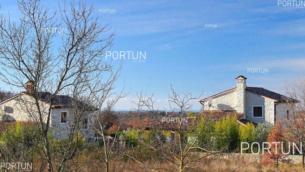 Plot of land for Sale in Kanfanar - 40486 - 11