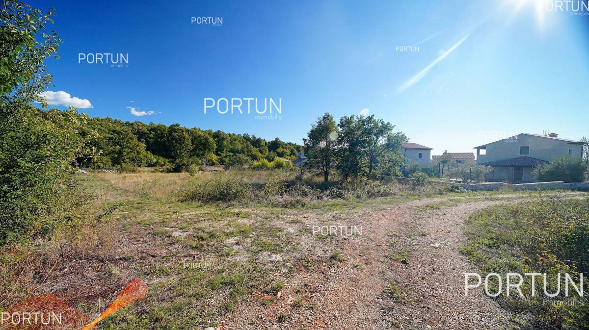 Plot of land for Sale in Kanfanar - 40486 - 07