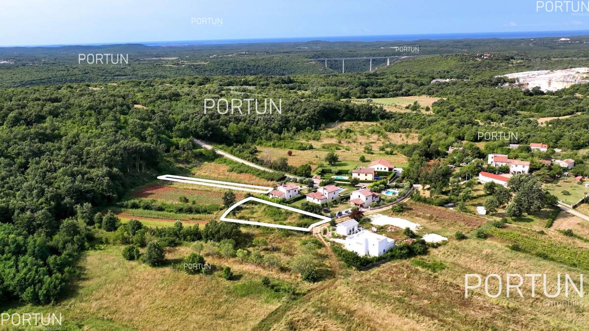 Građevinsko zemljište nedaleko Kanfanara	