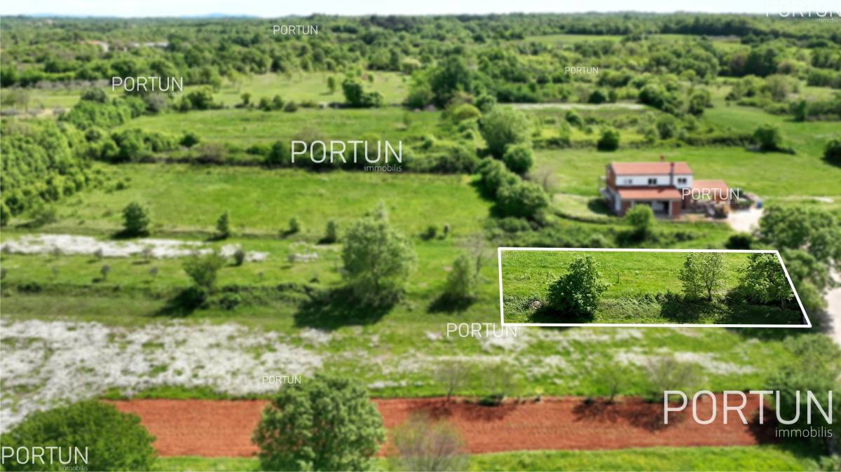 Grundstück zum Verkauf in Kanfanar - 40549 - 01
