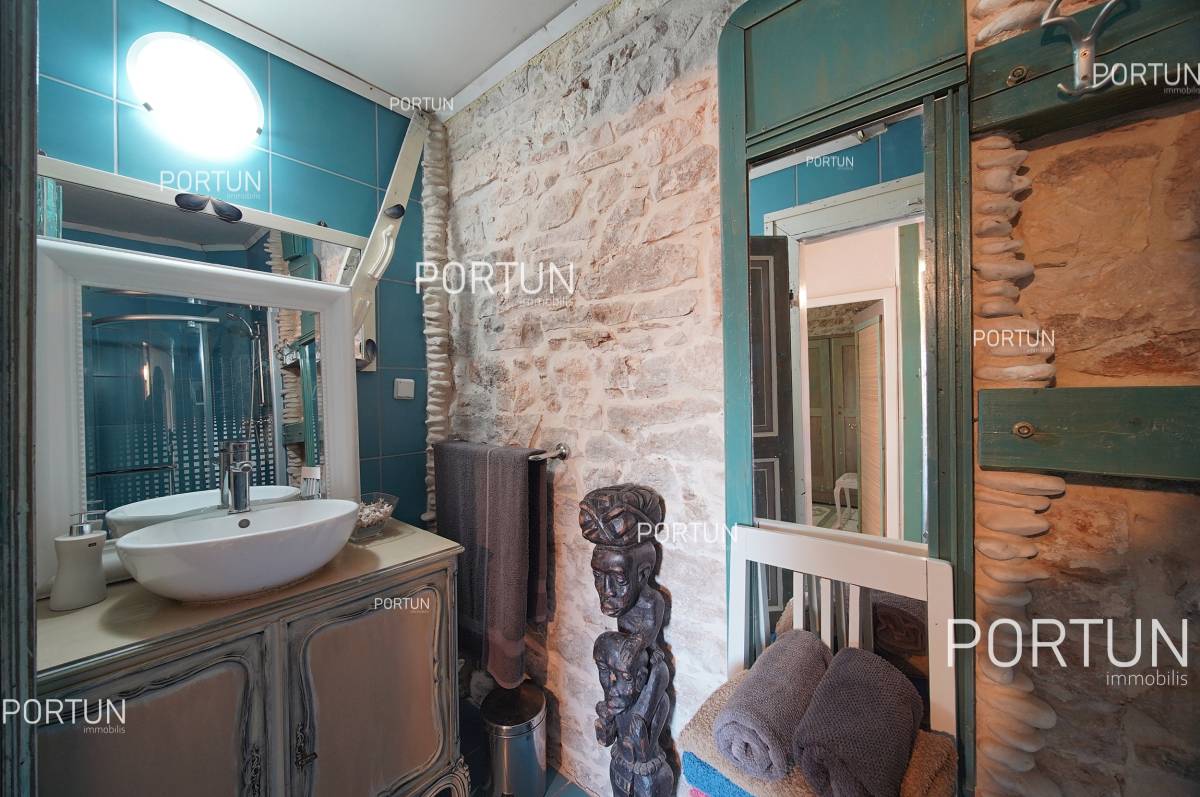House for Sale in  - 20814 - 12