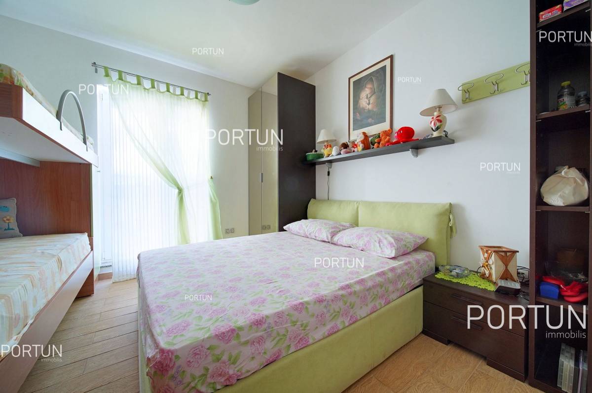 Stan na prodaju  - 10700 - 13