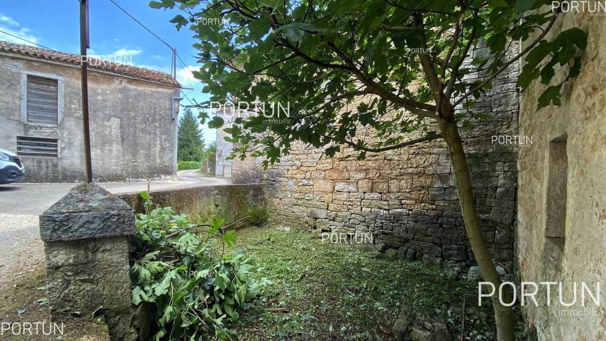 House for Sale in Pazin - 20824 - 02