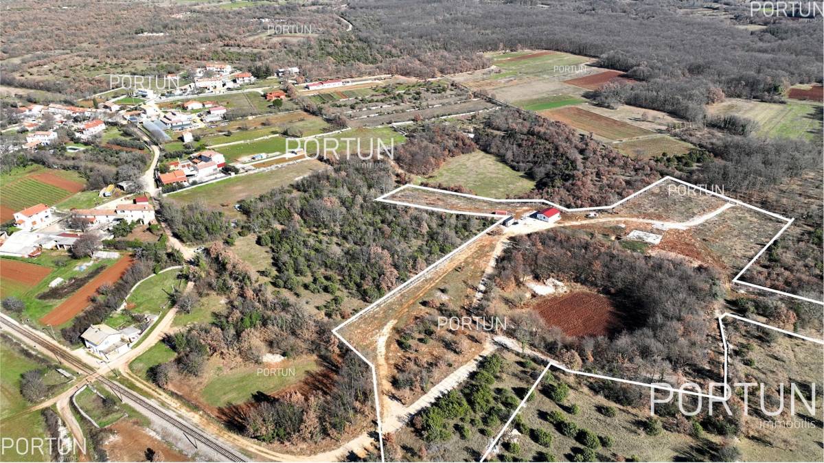 Zemljište na prodaju Svetvinčenat - 40548 - 03