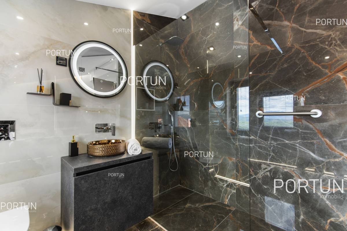 Kuća na prodaju Motovun - 20846 - 29