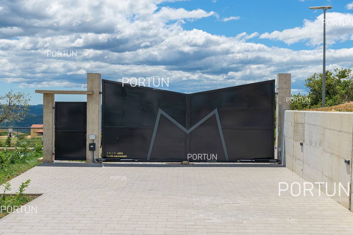 Kuća na prodaju Motovun - 20846 - 10