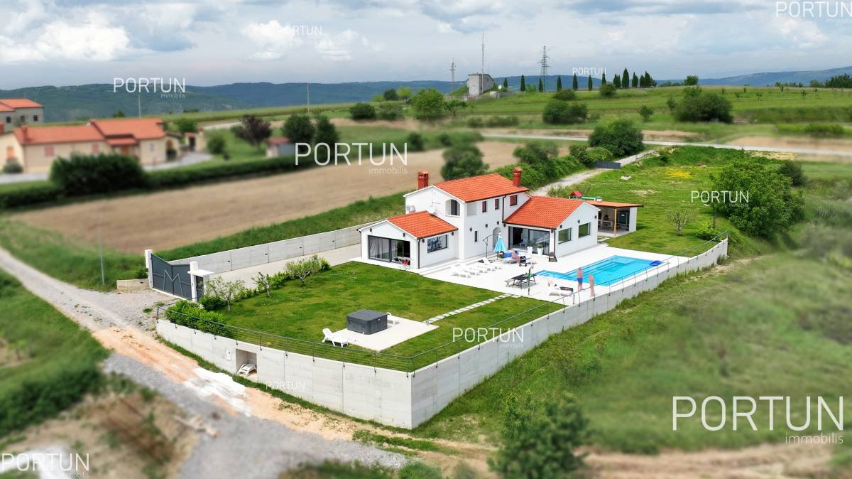 Kuća na prodaju Motovun - 20846 - 03