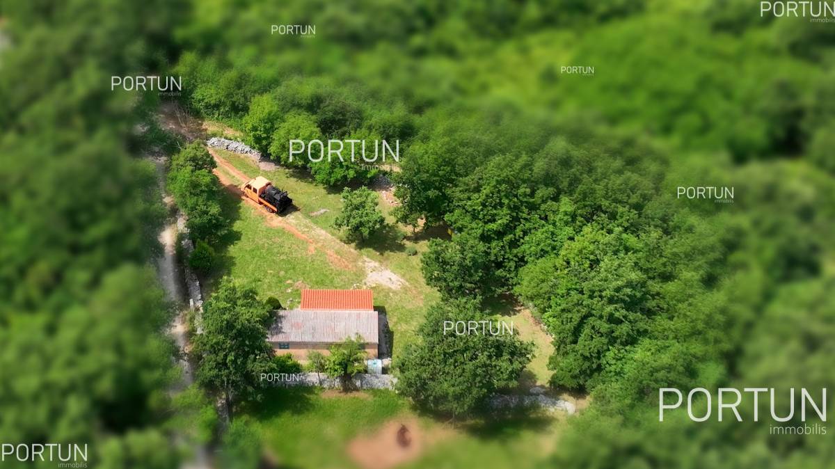 Grundstück zum Verkauf in Žminj - 40541 - 03