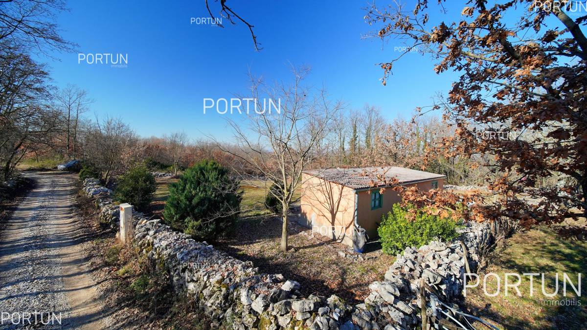 Grundstück zum Verkauf in Žminj - 40541 - 05