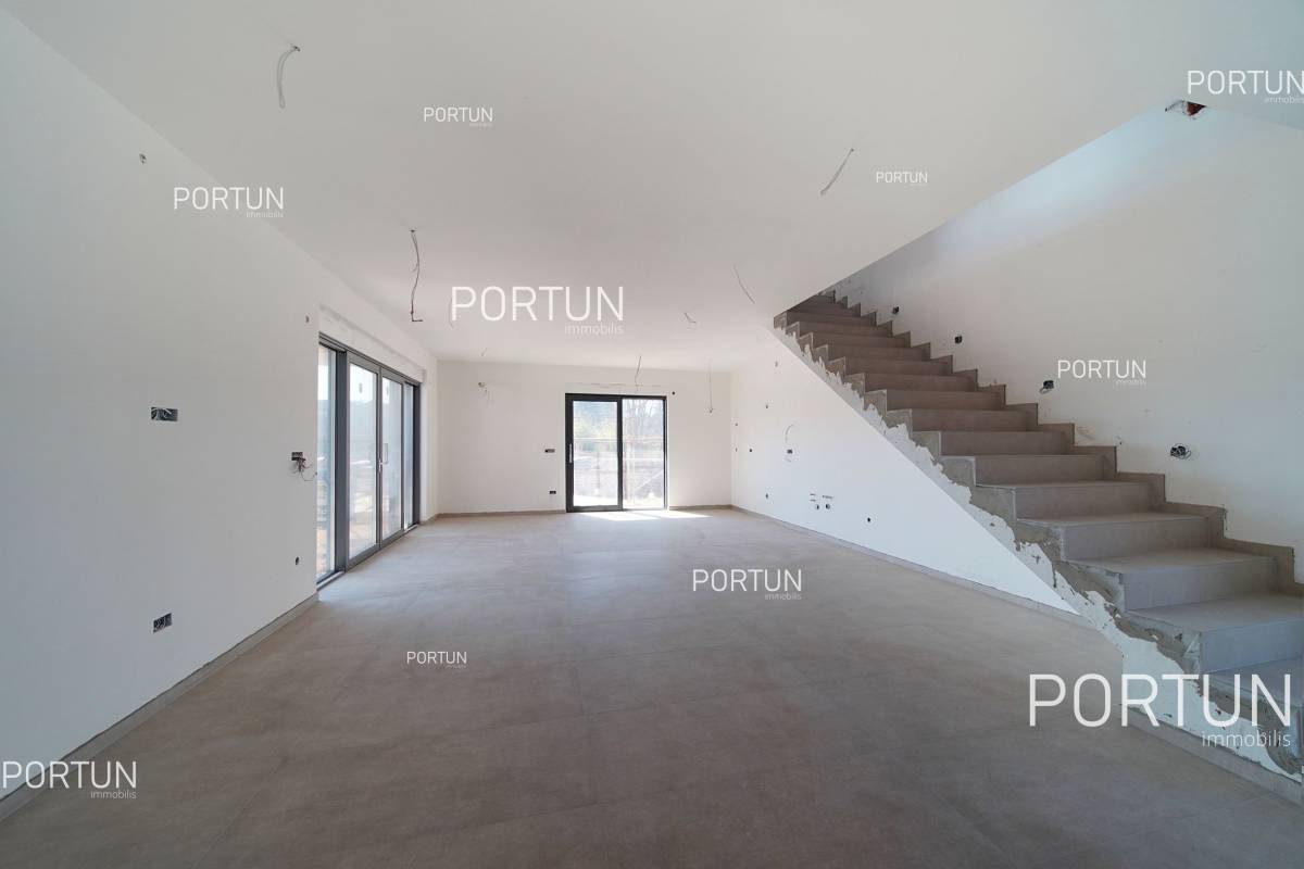 Hiša naprodaj v Sveti Lovreč - 20843 - 04