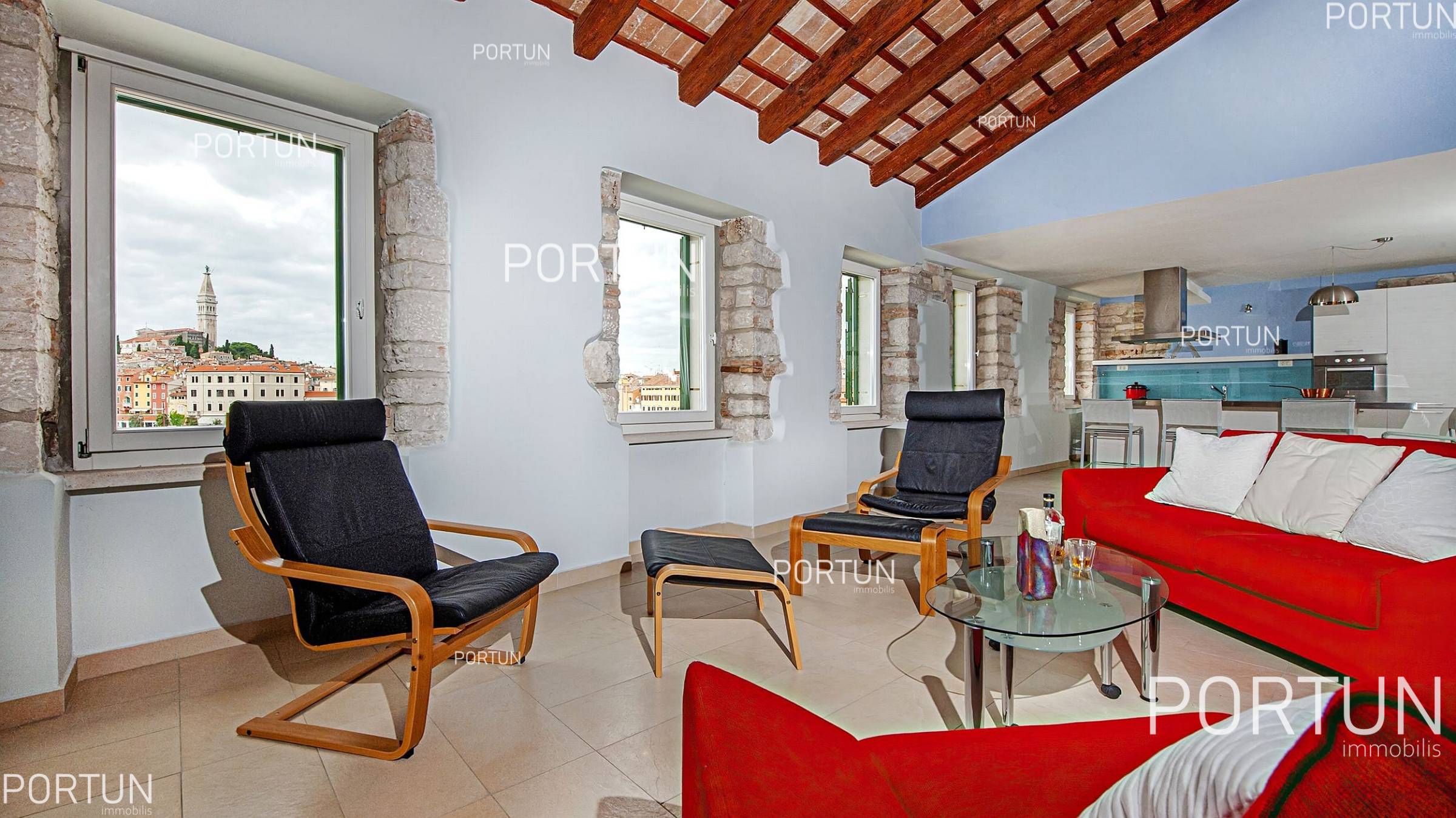 Rovinj, markante Wohnung am Uferpromenade	 1