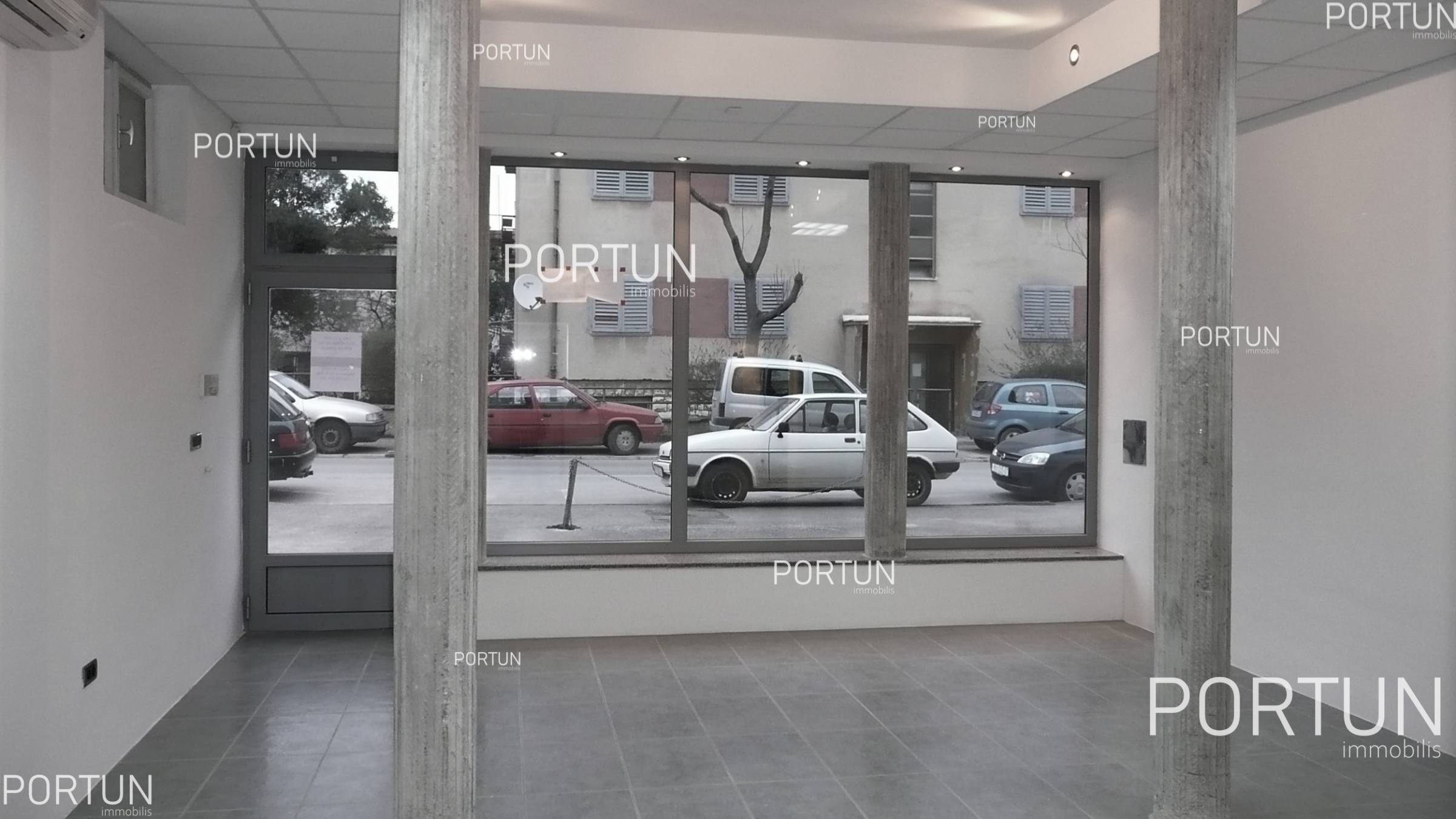 Pula, poslovno-stambeni prostor	 1