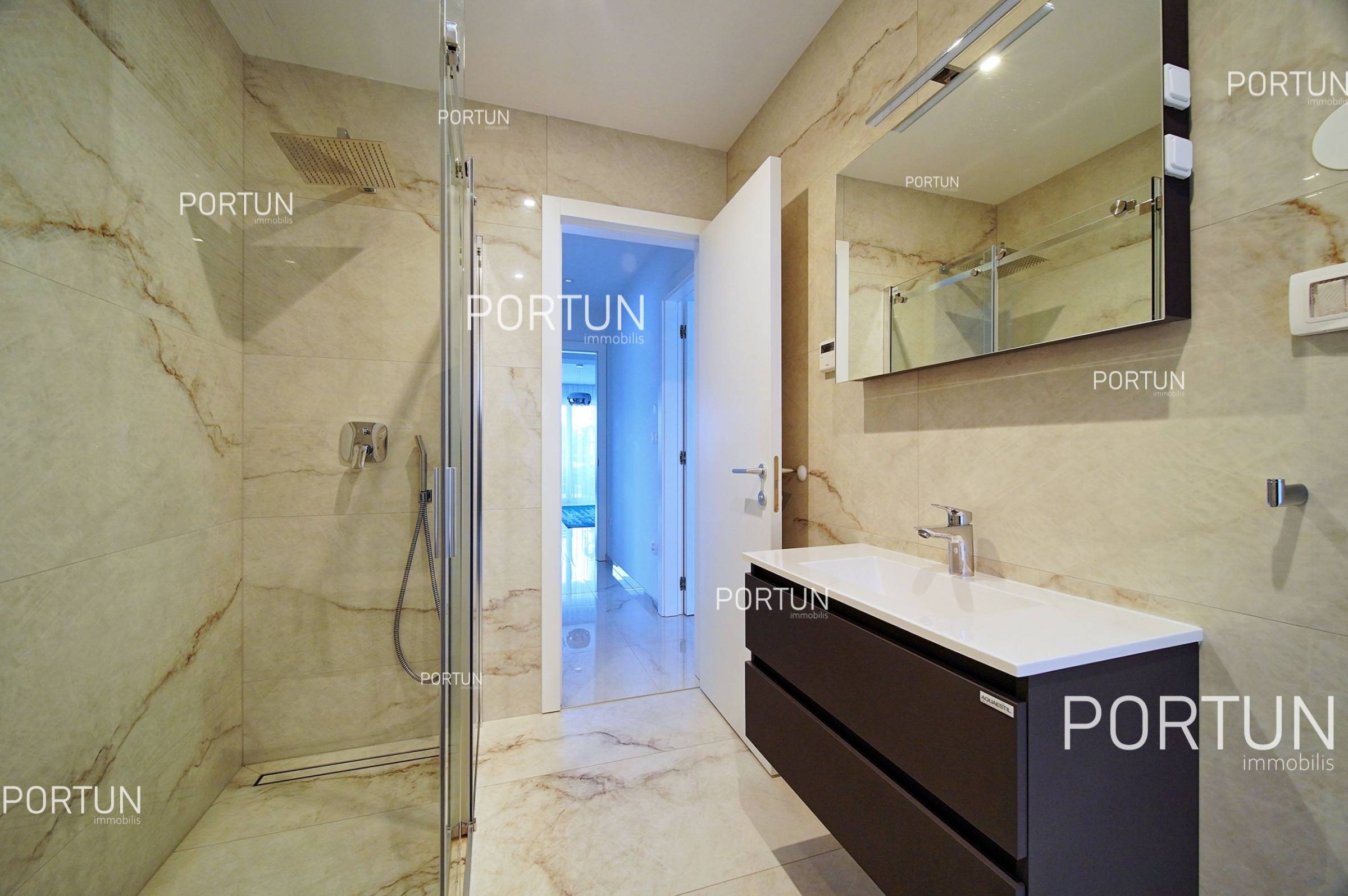 Apartment for Sale in Rovinj - 10680 - 24