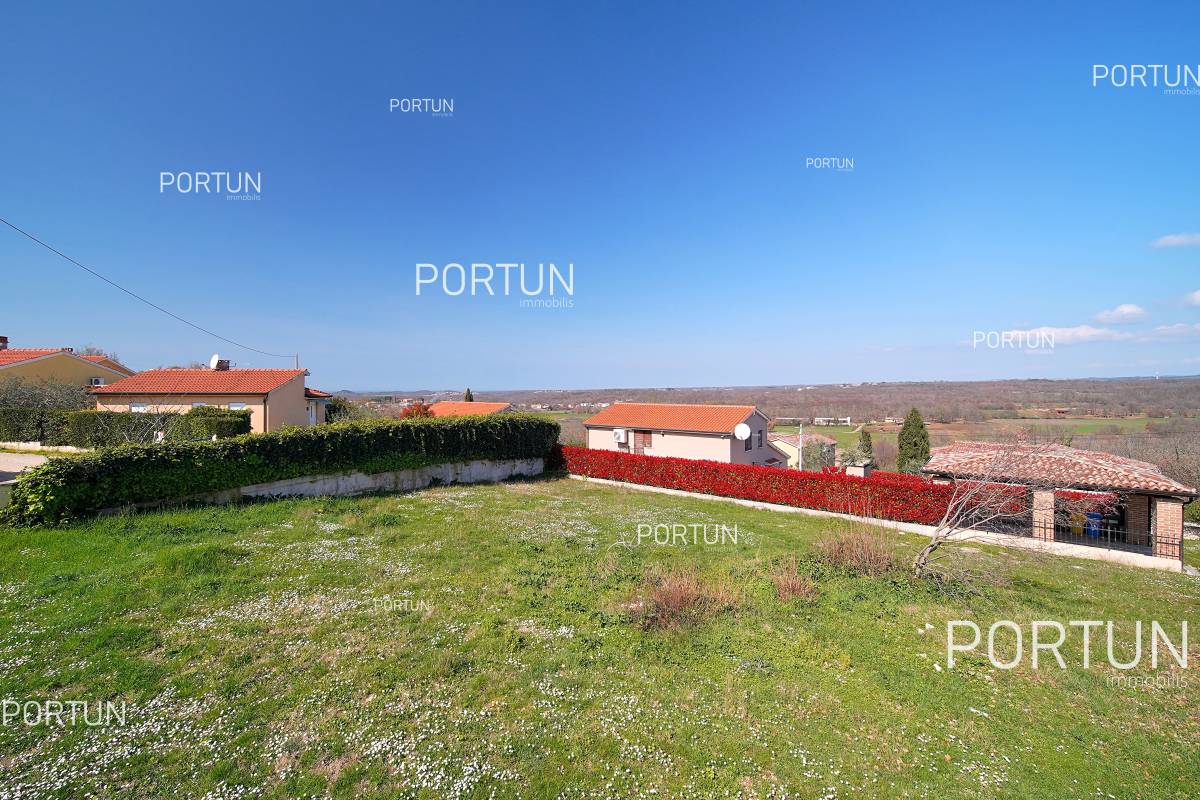 Zemljišče naprodaj v Poreč - 40552 - 02