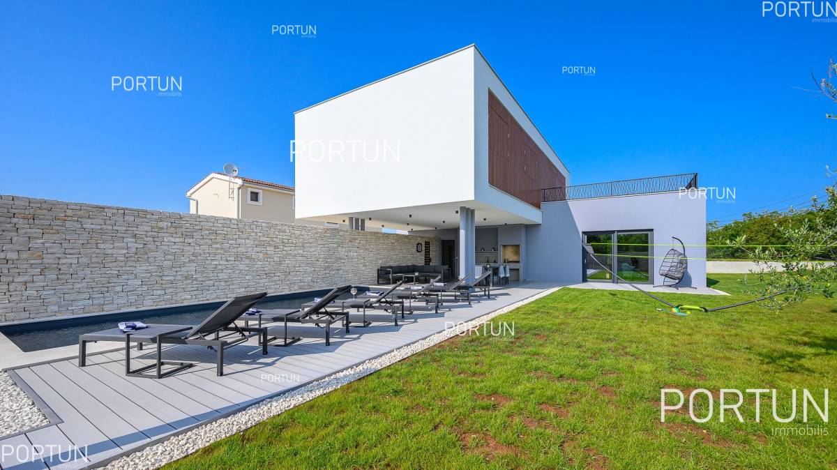 Будинок на продаж у Світвінченат - 20858 - 01