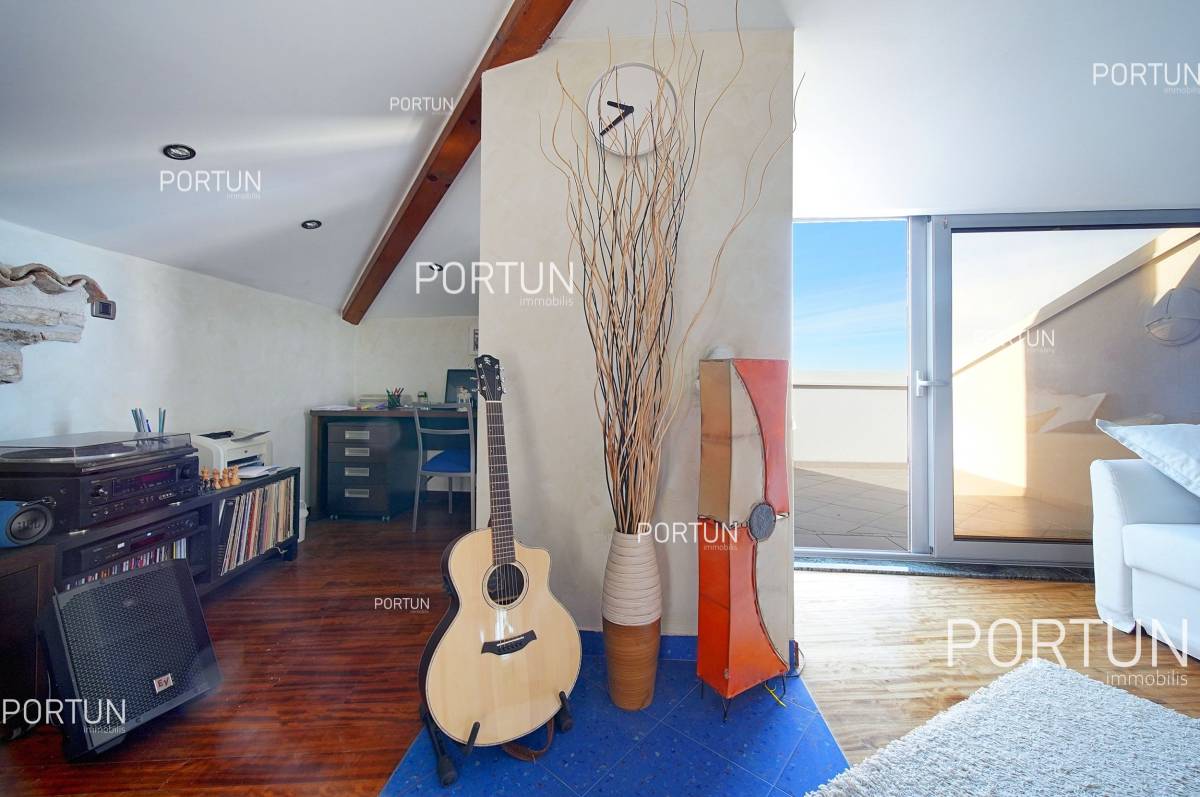 Apartment for Sale in Rovinj - 10684 - 02