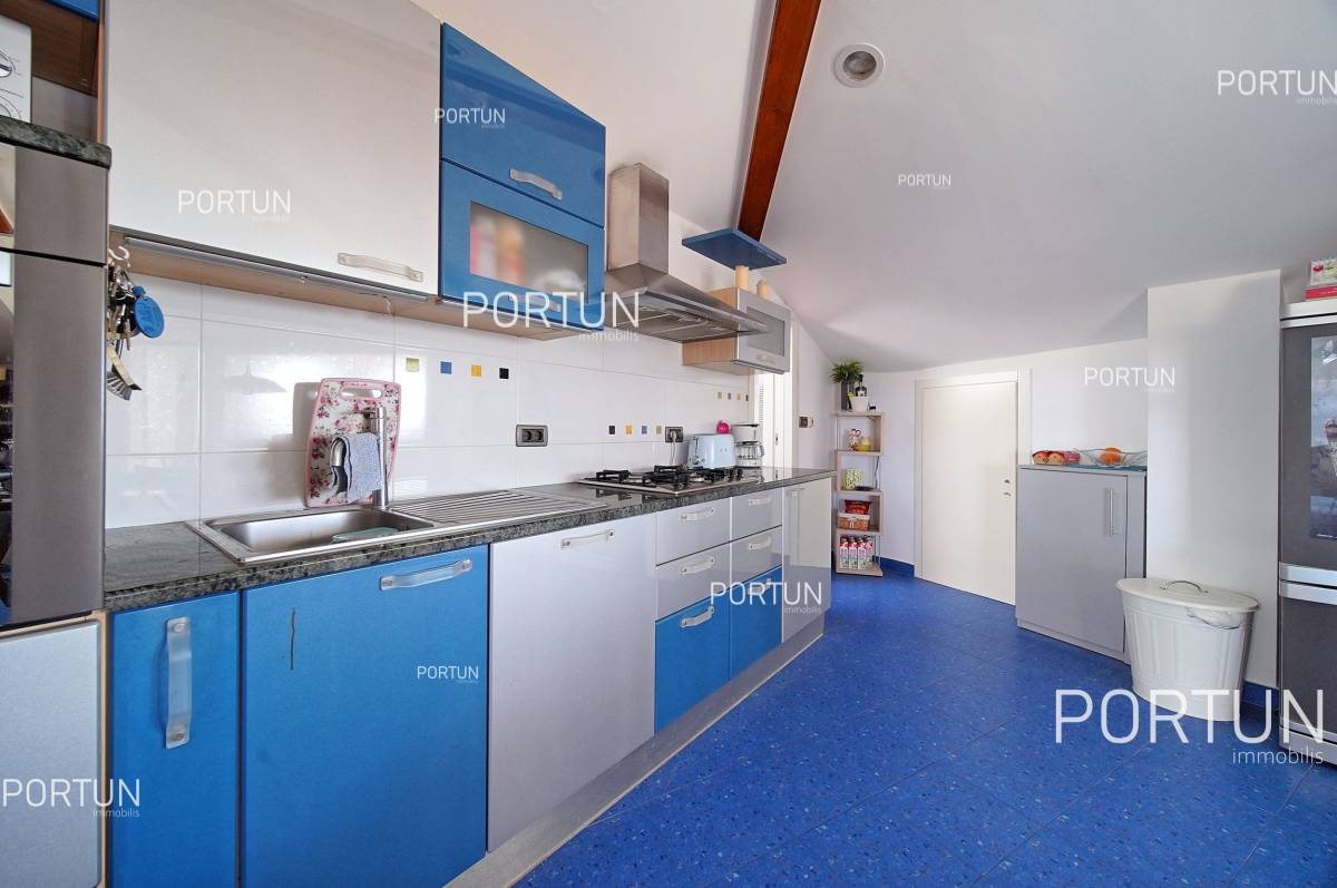 Apartment for Sale in Rovinj - 10684 - 03