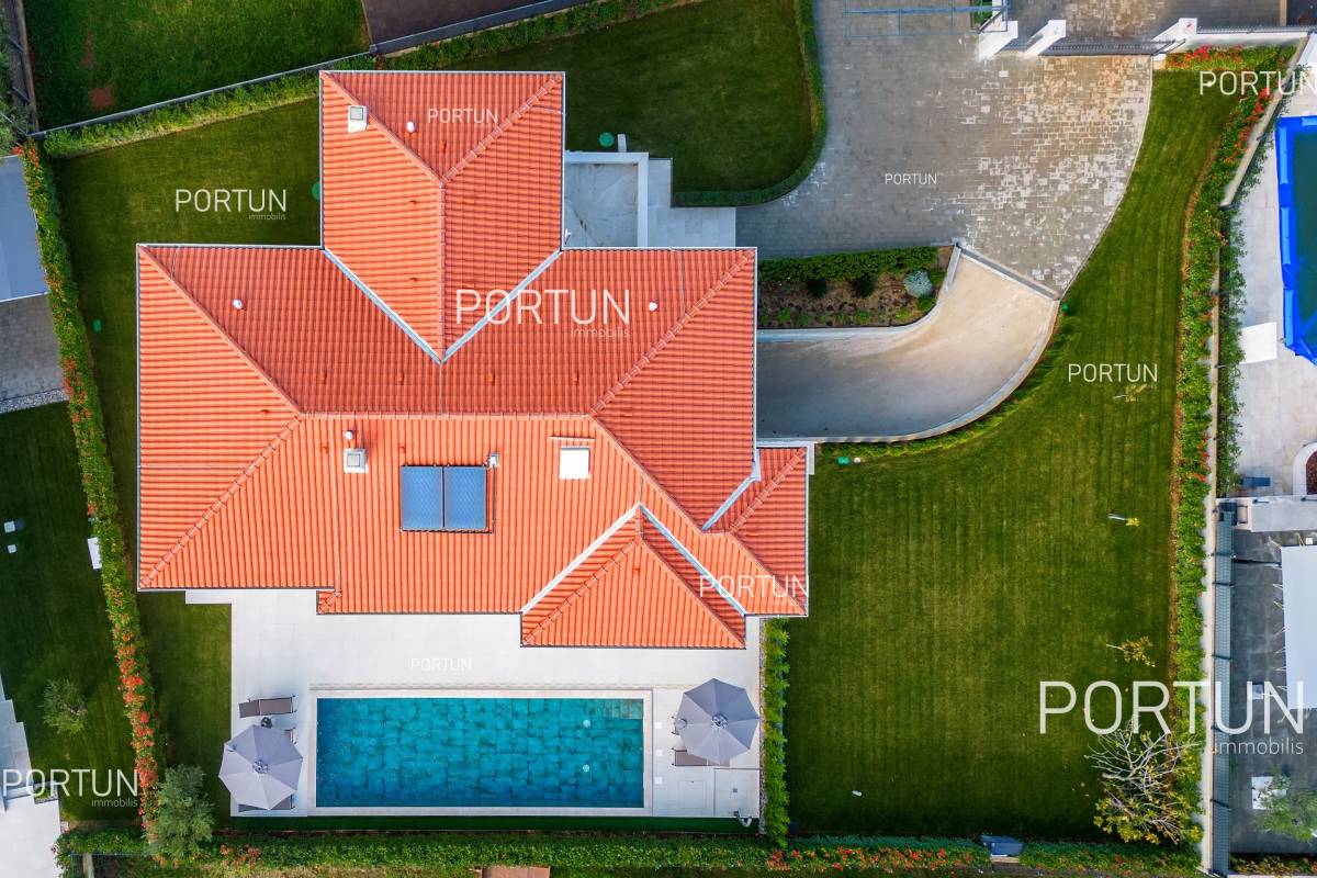 Дом на продажу в Пореч - 20865 - 09