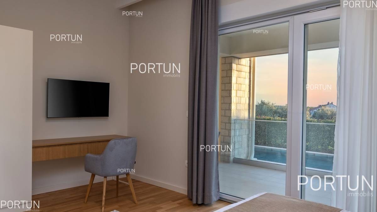 Дом на продажу в Пореч - 20865 - 20